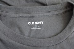 Men’s Old Navy Soft-Washed Graphic T-Shirt Crew Neck SMALL Stainless Steel NEW