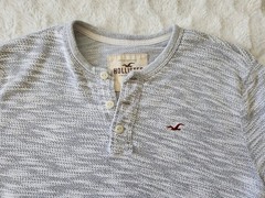 HOLLISTER Mens Textured Boucle Short Sleeve Henley Marled Gray S