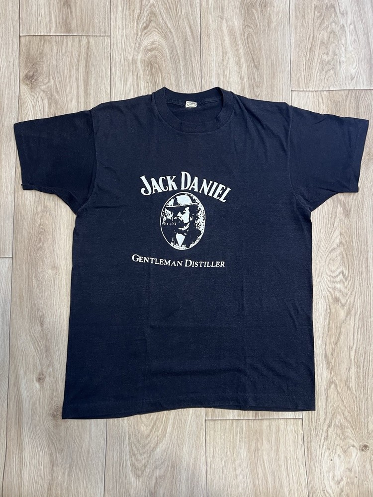 Vintage 80s Jack Daniel’s Gentlemen Distiller T-Shirt XL Actual (19.5×26.5)