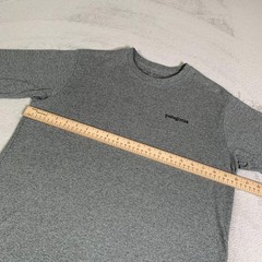 Patagonia Shirt Mens Medium Gray Responsibili-Tee P-6 Logo Mountain Short Sleeve