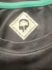 REI Co-op Outdoor Afro Shirt Mens Large Black Pocket Stretch Performance Tee