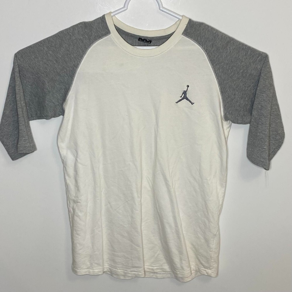 Jordan Large Men’s Half Sleeve Two Tone Crewneck Shirt