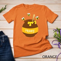 Honey Pot Cute Bee Buzzing Beehive Flying Funny Beekeeping Unisex T-shirt