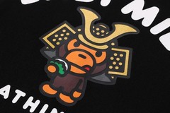 A BATHING APE Men’s KABUTO BABY MILO COLLEGE TEE 2M20110007 b