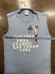 Vintage 80s Nike T Shirt Men’s Medium Made In USA Holiday Classic Basketball 82