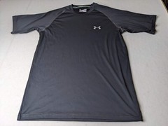 Under Armour Mens Small black shirt heat gear SM regular fit light weight