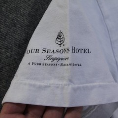 Four Seasons Hotel Singapore T Shirt Est~M VTG SINGLE STITCH Architecture Tee