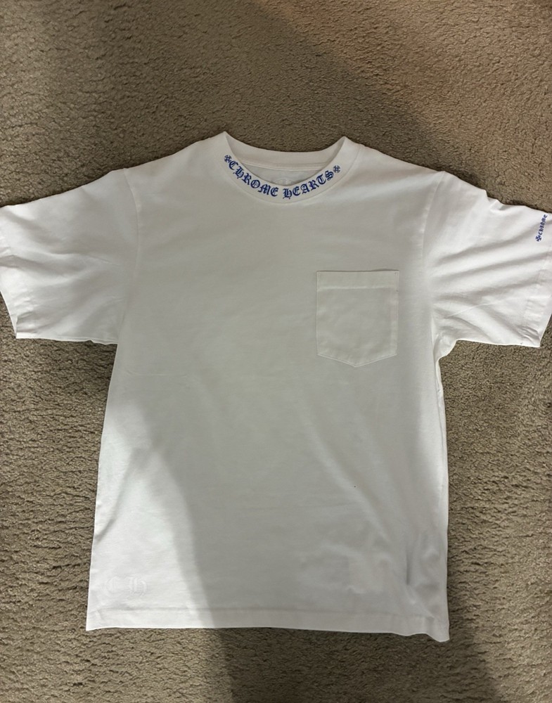 Chrome Hearts Men’s White Pocket T-Shirt Blue Logo Crew Neck Short Sleeve Size S