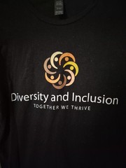 Gildan Unisex Fleet Response Diversity & Inclusion Short Sleeve T-Shirt Sz M VG!