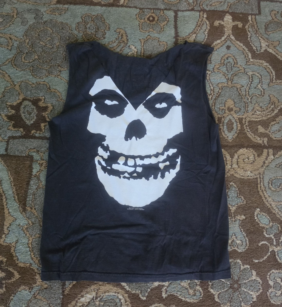 VTG Y2K DIY Misfits Cutt Off Shirt: Crust Punk Metal MOTO Thrashed Goth