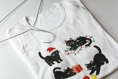 Funny Christmas Cats T-Shirt Black Cat Lights Gift Ornament Holiday Cotton Tee N