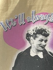 Vintage Y2K I Love Lucy “Best Friends” TV Show Shirt Large Bin 1