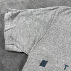 Tultex T-Shirt Mens Small Heather Gray The Devil Wears Prada Graphic Crew Neck