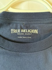 True Religion Men’s Tee Shirt Metallic Front Design Size XL 100% Cotton New/Tags