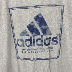 Adidas Mens Size L Large T-Shirt The Go-to Tee Gray Camo Logo Short Sleeves