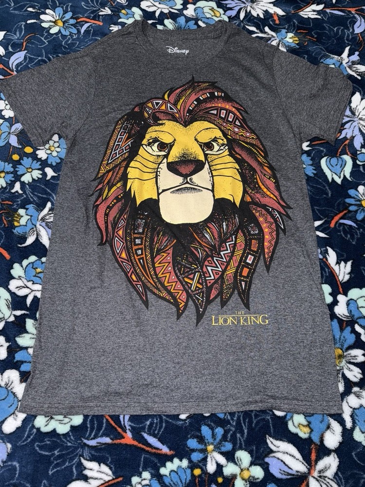 Disney The Lion King Mens T-Shirt Size Small Gray Mufasa Tribal Print