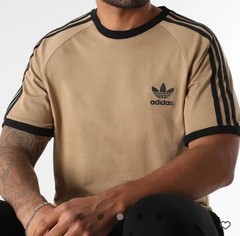 NEW MENS ADIDAS ORIGINALS CALIFORNIA Tee T SHIRT Small JY1370 Cardboard brown