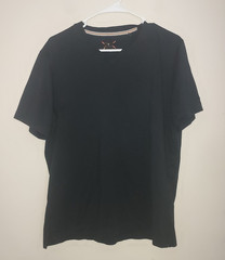 Left Coast Tee Shirt Men’s Medium V Neck Pima Cottton Short Sleeve Casual Black