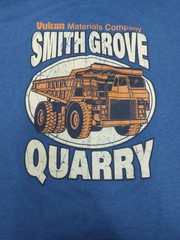 Vukcan Materials Company Smith Grove Quarry Men’s T-Shirt Size 2XL District Tee