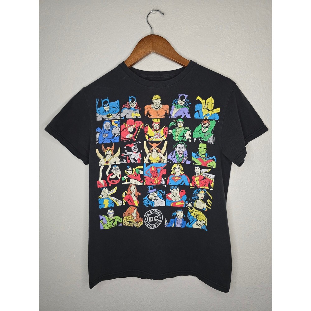 DC Comics Originals Shirt Small Cartoon Super Hero Villain Comic Black Tee