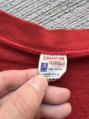 Champion Meredith Graphic Print Red Men’s V-Neck Short Sleeve Cotton Tee L