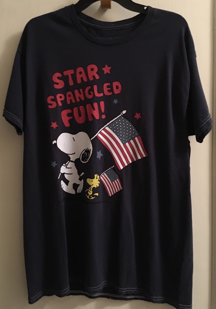 PEANUTS SNOOPY USA PATRIOTIC “Star Spangled Fun” T-SHIRT S/S MENS SIZE M NEW
