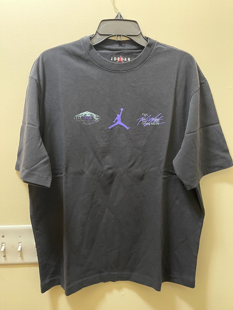 Jordan T-Shirt Men’s M Black Graphic Bulls 23 Crew Short Sleeve DM1444-601 S224