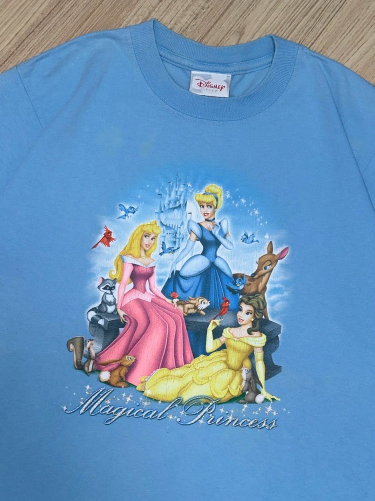 Vintage Disney Princess T-shirt 00s Belle Aurora Cinderella