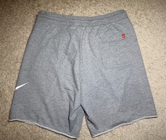 Nike Fleece Shorts Light Gray Swoosh Logo Size XXL Athletic W Pockets