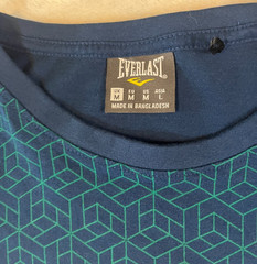 Everlast – Geo Print Short Sleeve Tee – Blue – Men’s Size Medium T-Shirt