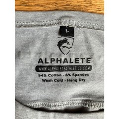 Alphalete Mens Scoop Neck Curved Scallop Hem T-Shirt Heather Grey Large