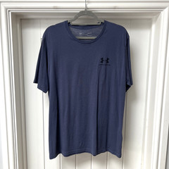 Under Armour T-Shirt Men’s Large Blue Short Sleeved Loose Fitting Heat Gear Top