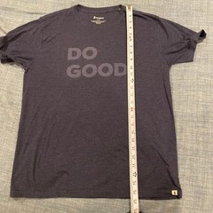 Cotopaxi Mens Do Good Graphic T-Shirt Purple Organic Cotton Blend Medium