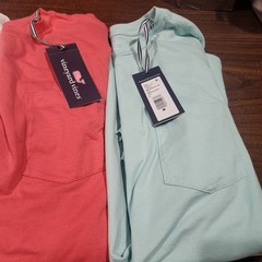 NEW W/ Tags Lot of 3 Vineyard Vines Pocket T-Shirts, 2 Short Sleeve & 1 Long