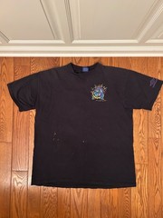 vtg 90s distressed single stitch Umbro soccer tshirt. made in use. xl