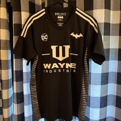 BOX LUNCH, BATMAN BRUCE WAYNE INDUSTRIES JERSEY, GOTHAM CITY, DC COMICS, Large