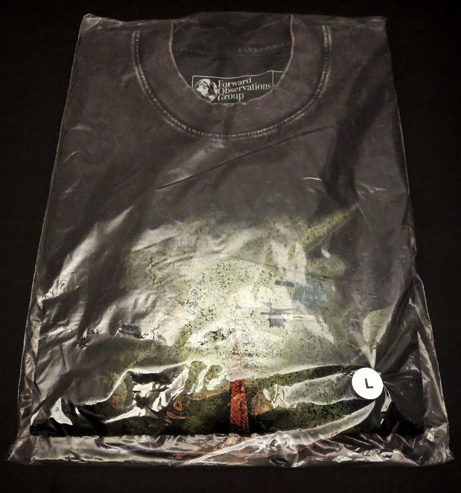 L – FORWARD OBSERVATIONS GROUP FOG HEAVYWEIGHT WORLD TOUR T-SHIRT NEW SEALED