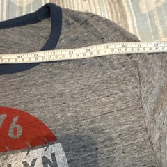 Men’s Gray Crew Neck Short Sleeve Graphic T-Shirt 1976 Brooklyn New York USA