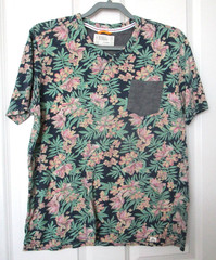 Free Planet Tropical Floral Gray Pocket V Neck Tee Shirt Short Sleeves Size XL