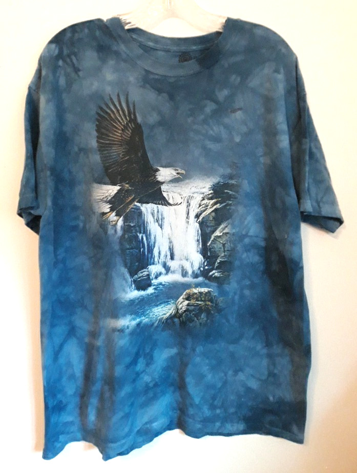 The Mountain Graphic Tee Shirt Flying Eagle Nature Blue 100% Cotton USA Men’s XL