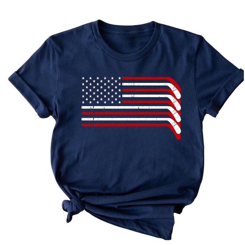 USA Flag Hockey Comfort Tee Patriotic Ice Fan Gift Men Women