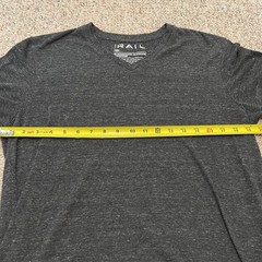 The Rail Men’s T Shirt L Black White Specks Large Pocket Stretch Round Neck