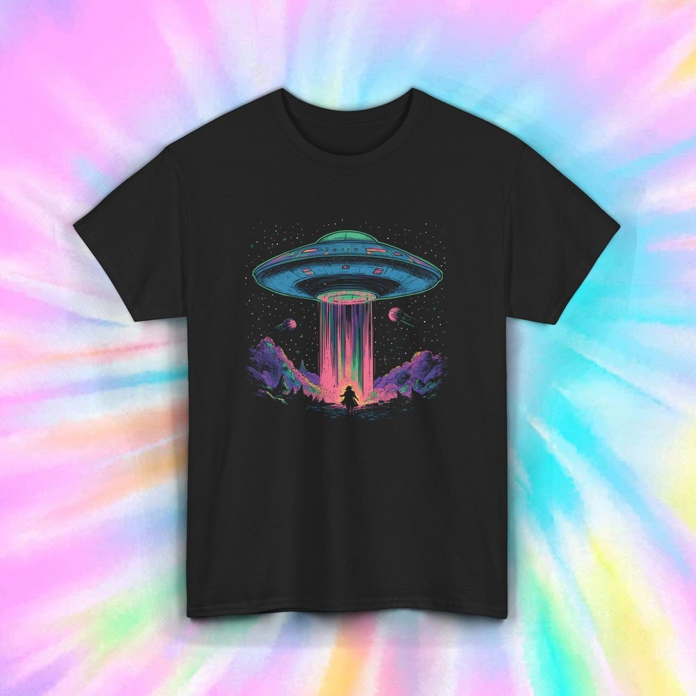 Colorful UFO Abduction Shirt Retro Alien Spaceship Sci-Fi Tee S-5XL