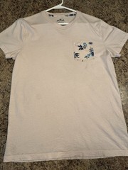 HOLLISTER Men’s T Shirt S Pink Hawaiian Flower Pocket 100% Cotton Floral Beach