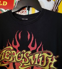 Aerosmith Men’s Vintage Flaming Skull Graphic Print Rock Band Shirt Size M