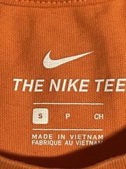 NIKE Small Orange T Shirt World Tour (Small Stain In the Back)