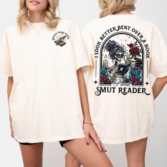 Spread Those Pages I Look Better Bent Over A Book Proud Smut Reader T-Shirt