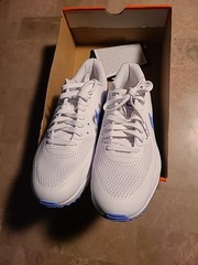 NIB Nike Air Max 90 Golf Men’s 10.5 Waterproof White Royal Pulse HV9305-100 $145