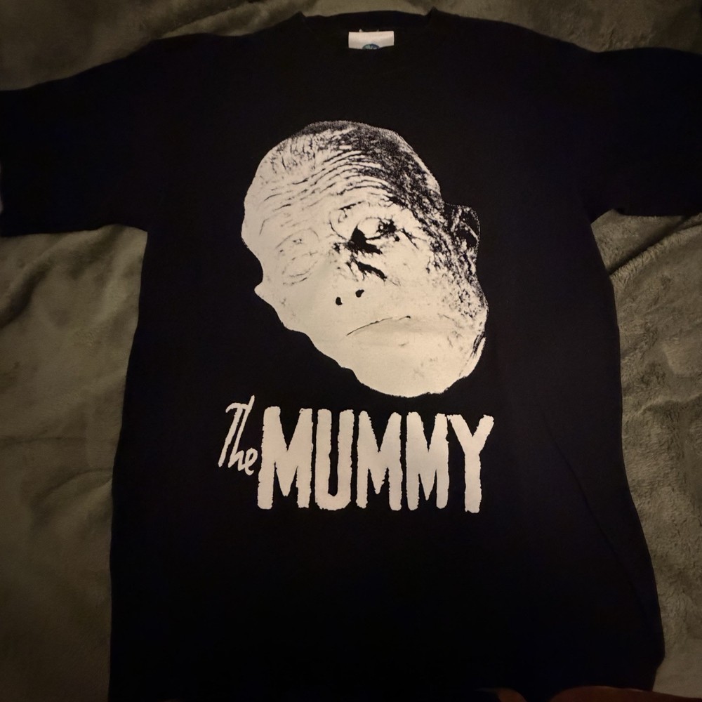VINTAGE Universal studios The Mummy t shirt size M 90s Puff Print Promo Movie