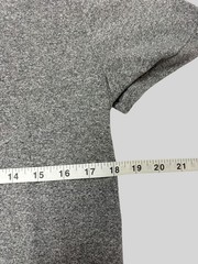 Old Navy Mens Medium Gray Short Sleeve T-Shirt